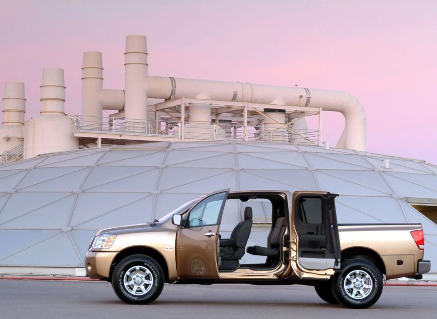  Nissan Titan Crew Cab 2007 года  (фото 3 из 16)